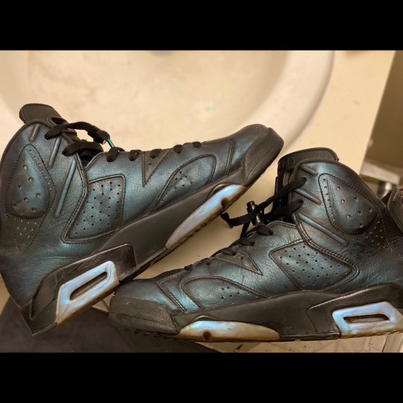 Wolf grey 12s & All star 6s - Picture 3 of 4